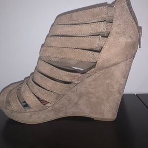 High heel strapped wedges